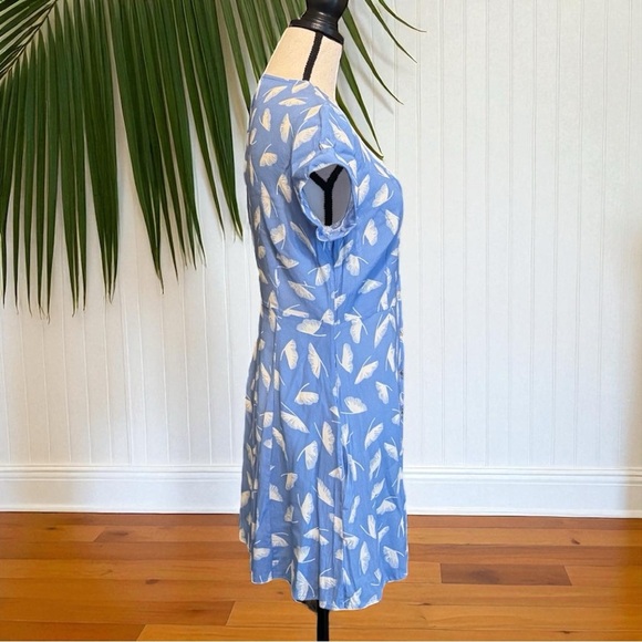 CAPULET “Mabel” Mini Dress – Ginkgo Blue Feather Leaf Print – Size Small - Picture 3 of 14